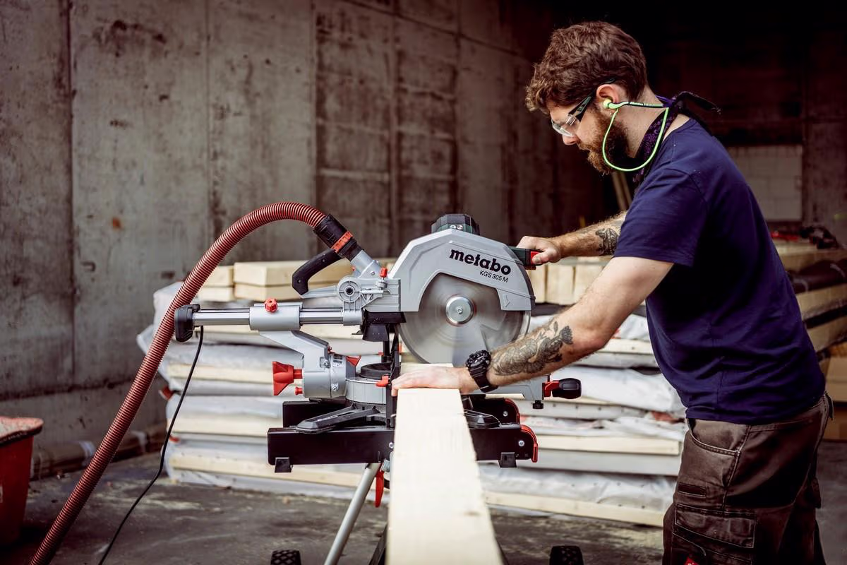 Metabo KGS 254 M Kap-/geringssav 254 mm