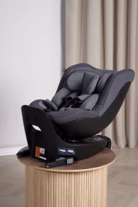 Beemoo Reverse i-Size Bagudvendt Autostol – bedste i-size autostol i test
