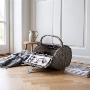 Bovari Picnickurv til 2 Personer i Grå Pil med Service – bedste picnicservice i test
