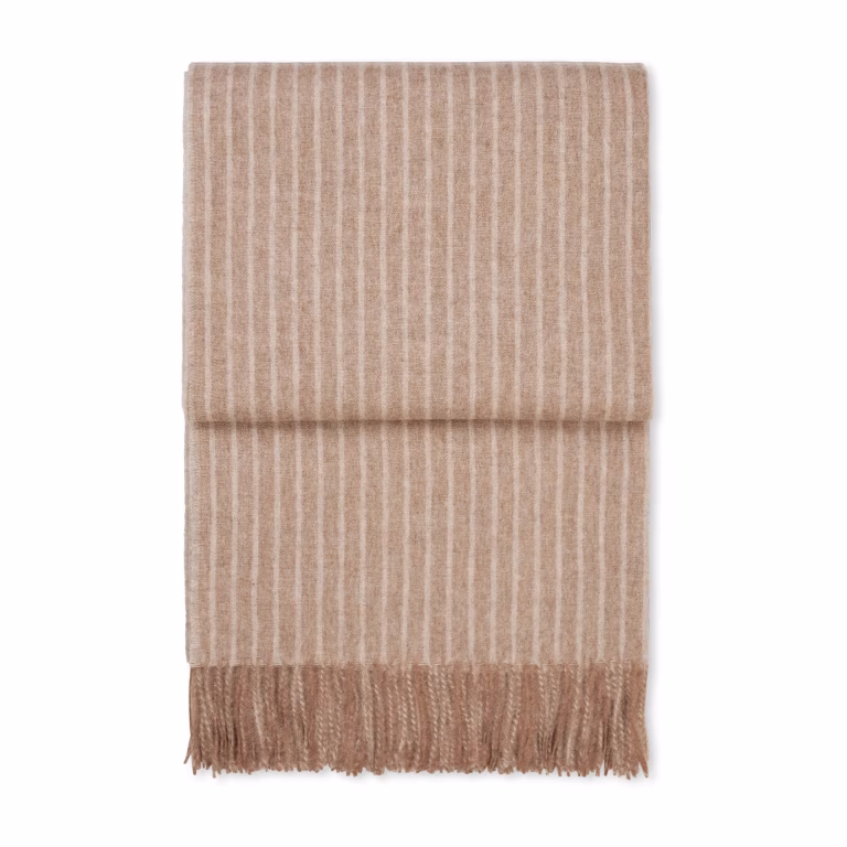 Elvang Denmark Stripes Uldplaid 130×200 – bedste uldtæppe i test