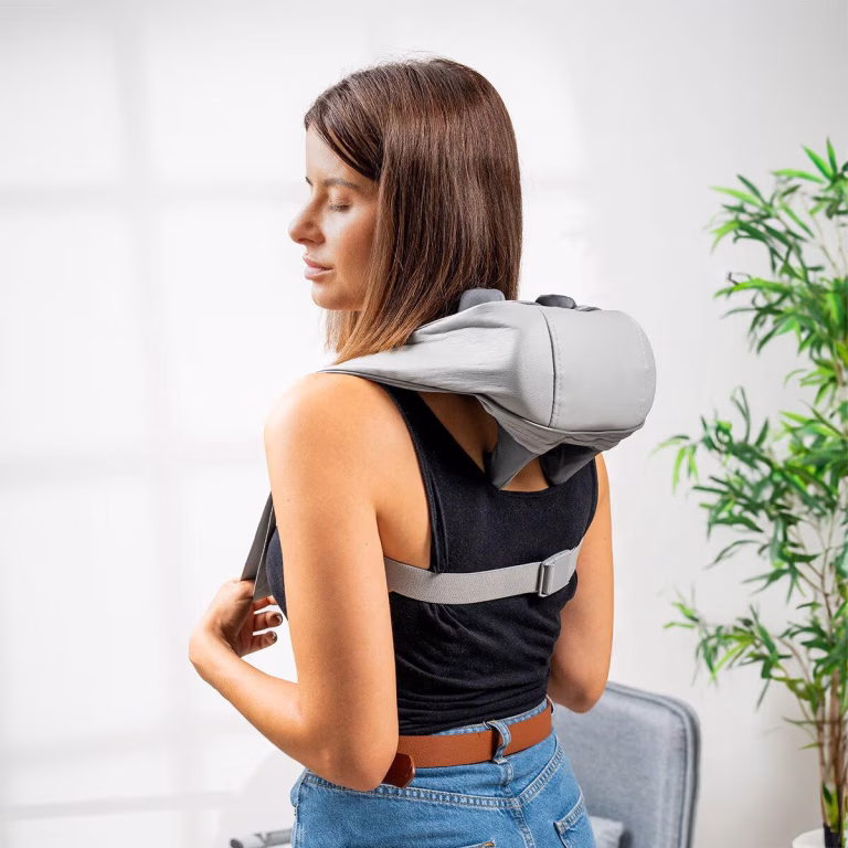 Silax genopladeligt nakkemassageapparat med 6 knopper